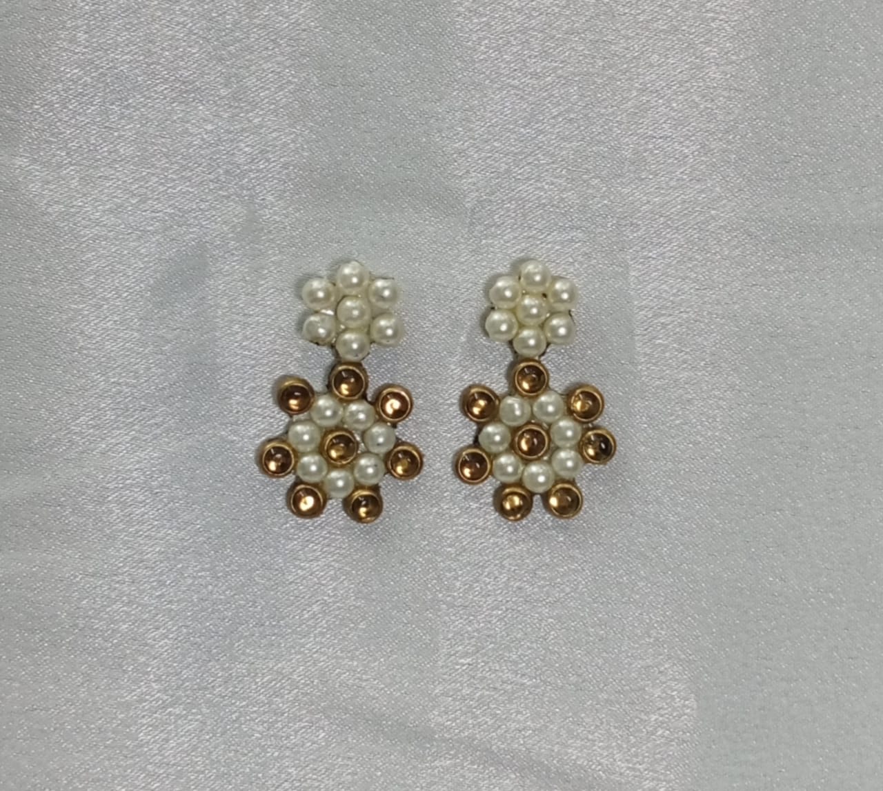 WJ1108AE - Earrings.