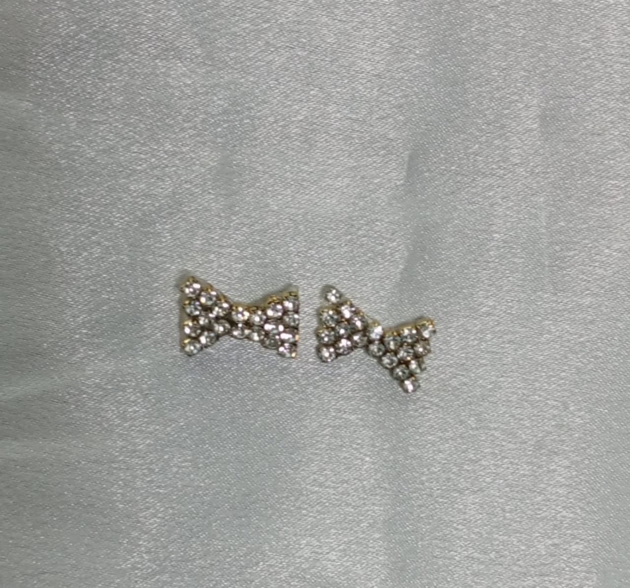 WJ1068AE - Earrings.