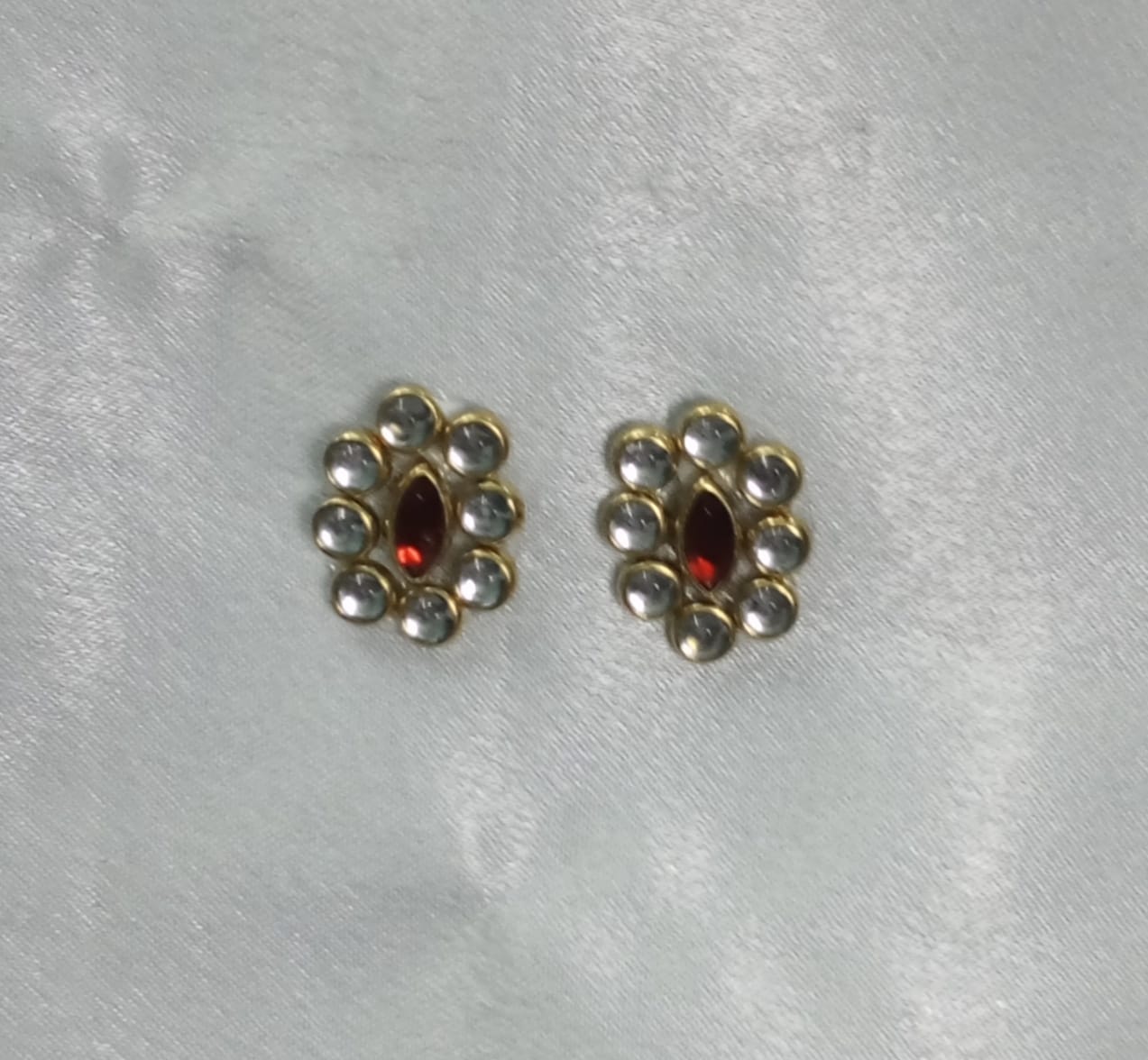 WJ1182AE - Earrings.